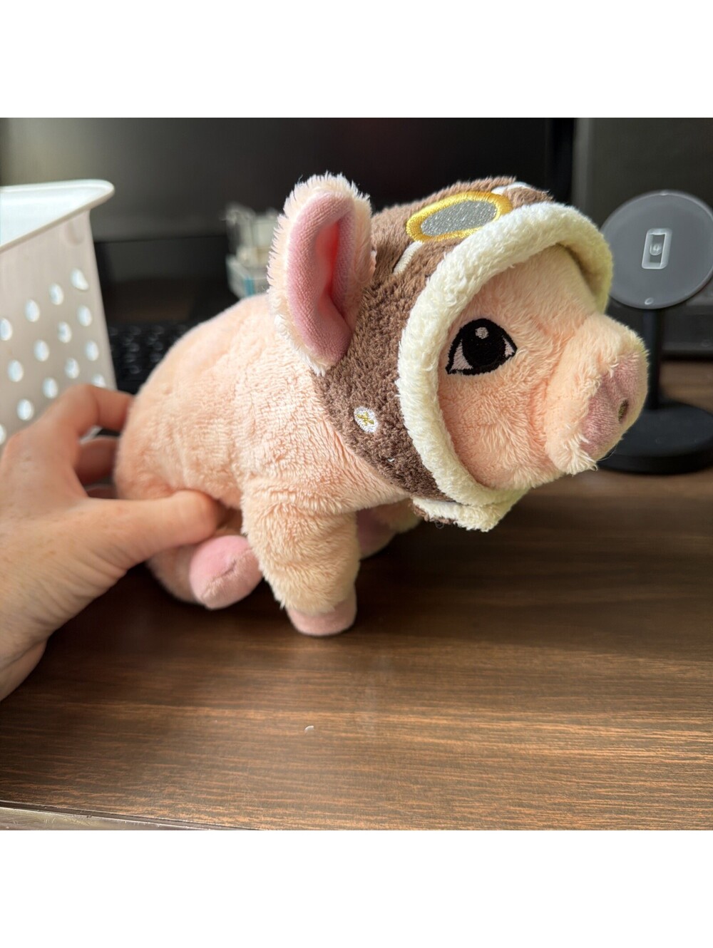 Compendium Flying Aviator Pig Plush Enchanting Tale Maybe Book Kobi Yamada 6.5”